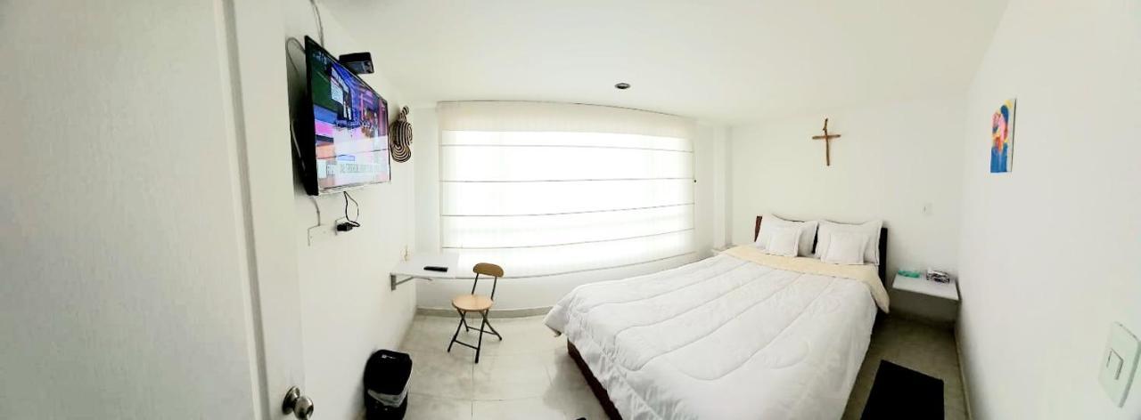 El Eden Bogota Hotel Bagian luar foto